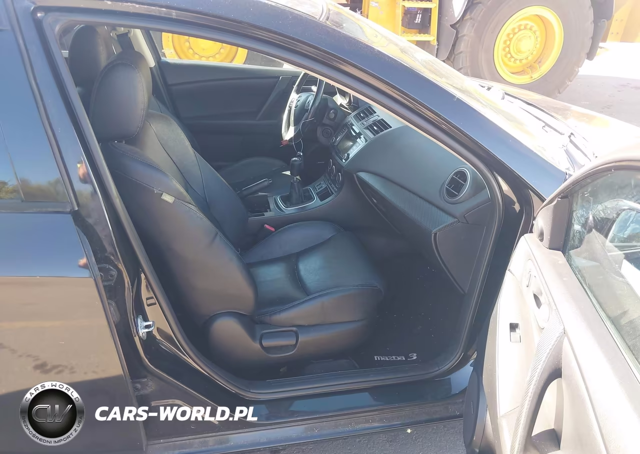 2013 Mazda Mazda3 S Grand Touring VIN:JM1BL1M98D1819059 - 5