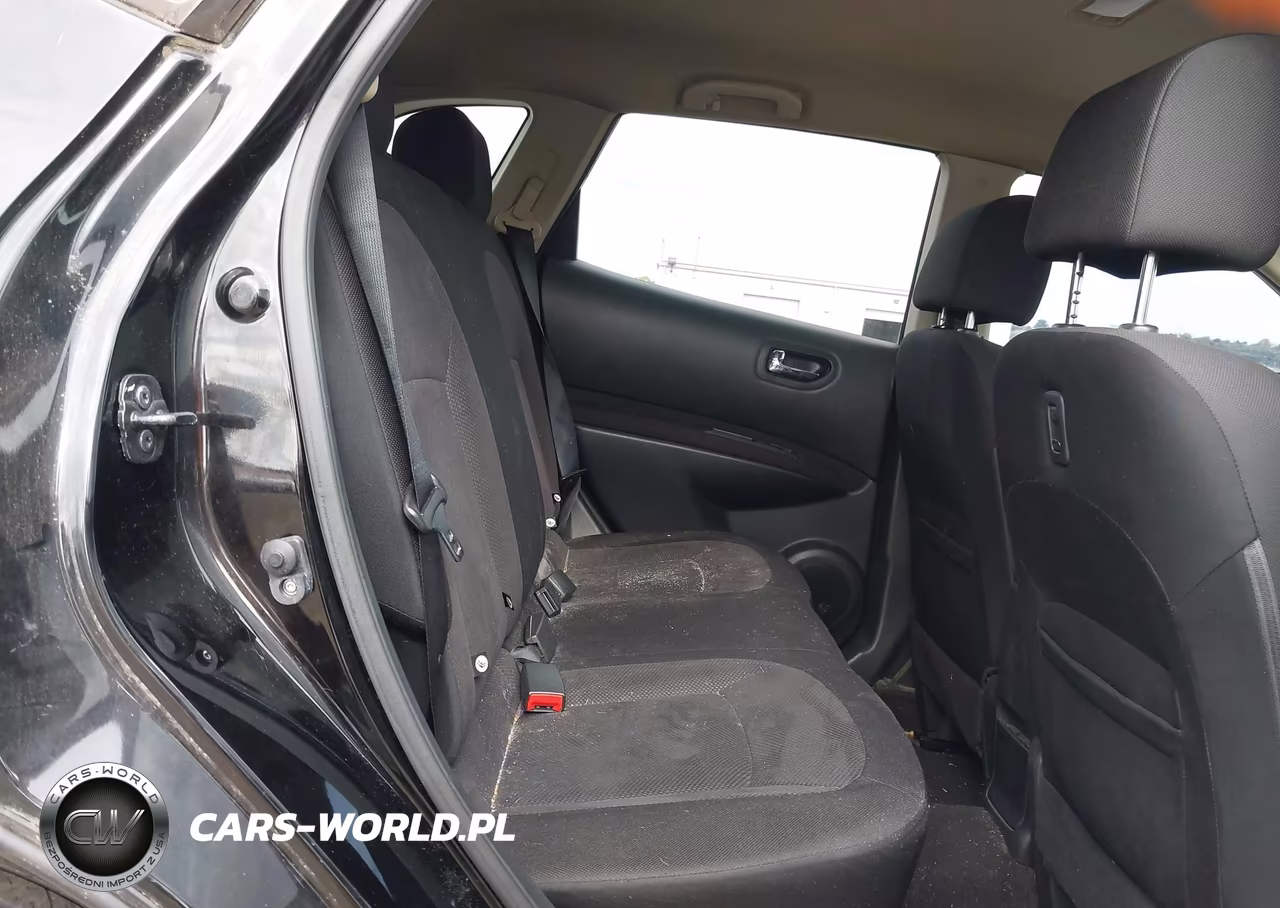 2013 Nissan Rogue S VIN:JN8AS5MV1DW617898 - 8