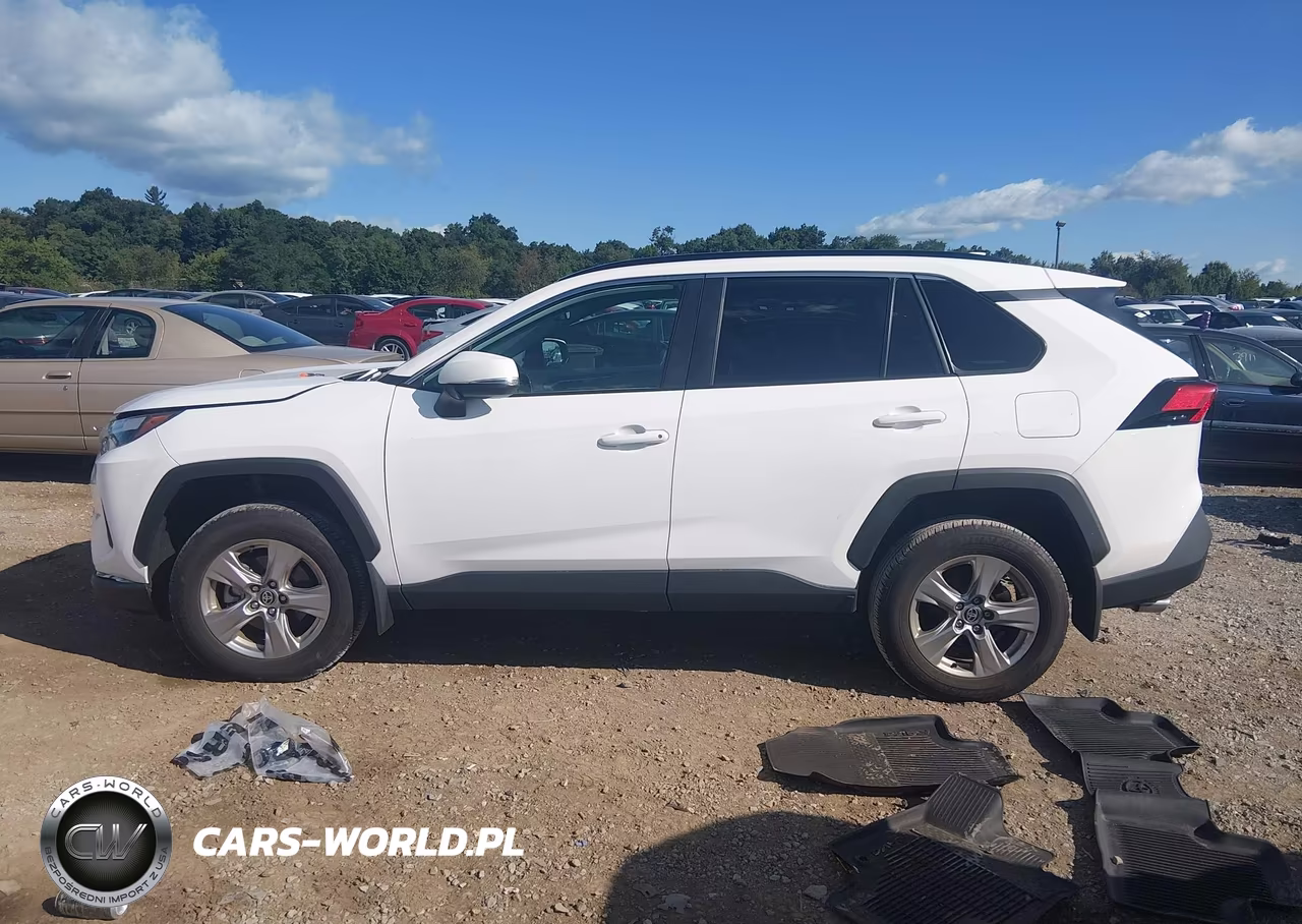 2025 Toyota Rav4 Xle VIN:2T3P1RFV5SC516552 - 14