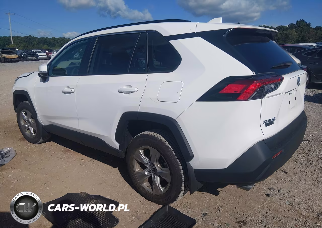 2025 Toyota Rav4 Xle VIN:2T3P1RFV5SC516552 - 3