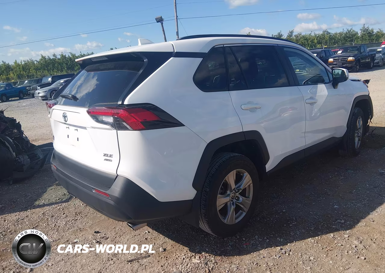 2025 Toyota Rav4 Xle VIN:2T3P1RFV5SC516552 - 4