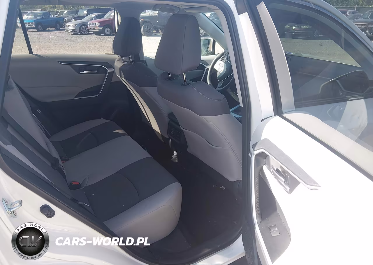 2025 Toyota Rav4 Xle VIN:2T3P1RFV5SC516552 - 8