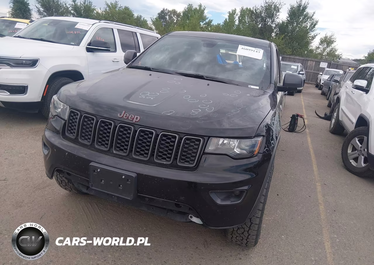 2020 Jeep Grand Cherokee Trailhawk 4X4 VIN:1C4RJFLG0LC158311 - 12