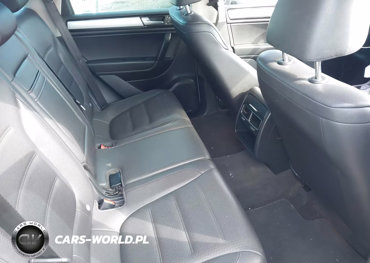 2012 Volkswagen Touareg Vr6 Sport VIN:WVGFF9BP4CD003273 - 8