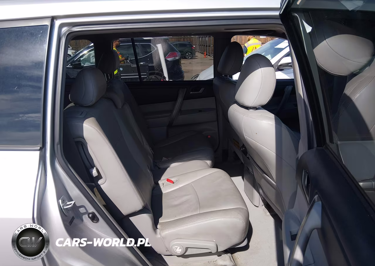 2010 Toyota Highlander Sport V6 VIN:5TDEK3EH0AS007187 - 8