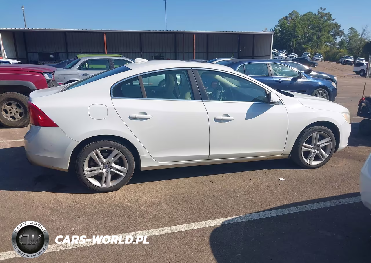 2014 Volvo S60 VIN:YV1612FS2E2276682 - 13