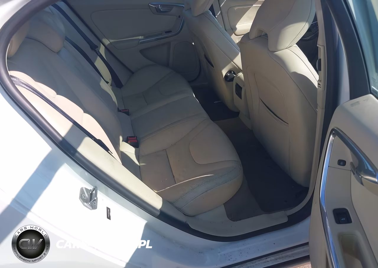 2014 Volvo S60 VIN:YV1612FS2E2276682 - 8