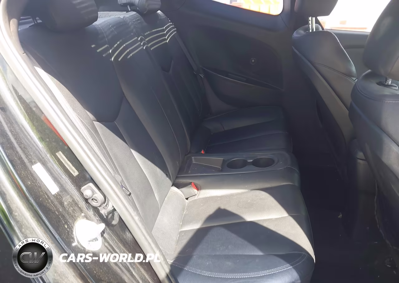 2014 Hyundai Veloster Flex W-Black VIN:KMHTC6AD7EU212883 - 8