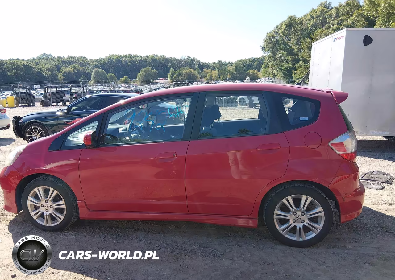 2009 Honda Fit Sport VIN:JHMGE88479S069161 - 14