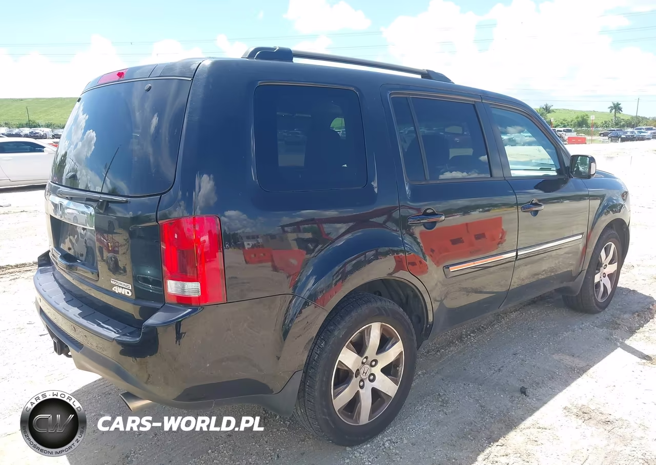 2013 Honda Pilot Touring VIN:5FNYF4H97DB043401 - 4