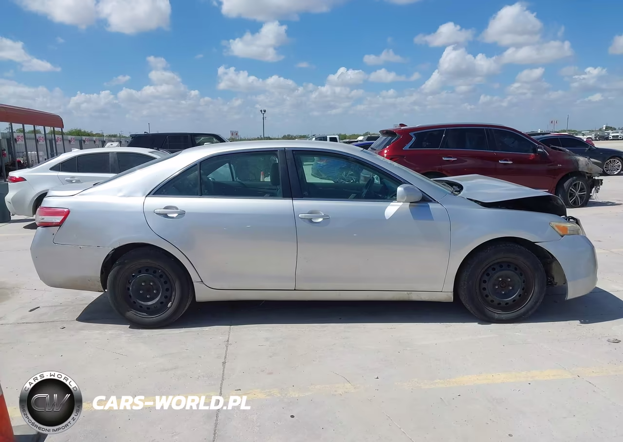 2010 Toyota Camry Le VIN:4T1BF3EK5AU065838 - 14