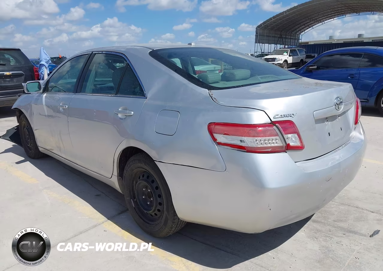 2010 Toyota Camry Le VIN:4T1BF3EK5AU065838 - 3