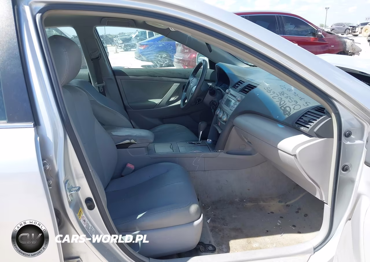 2010 Toyota Camry Le VIN:4T1BF3EK5AU065838 - 5