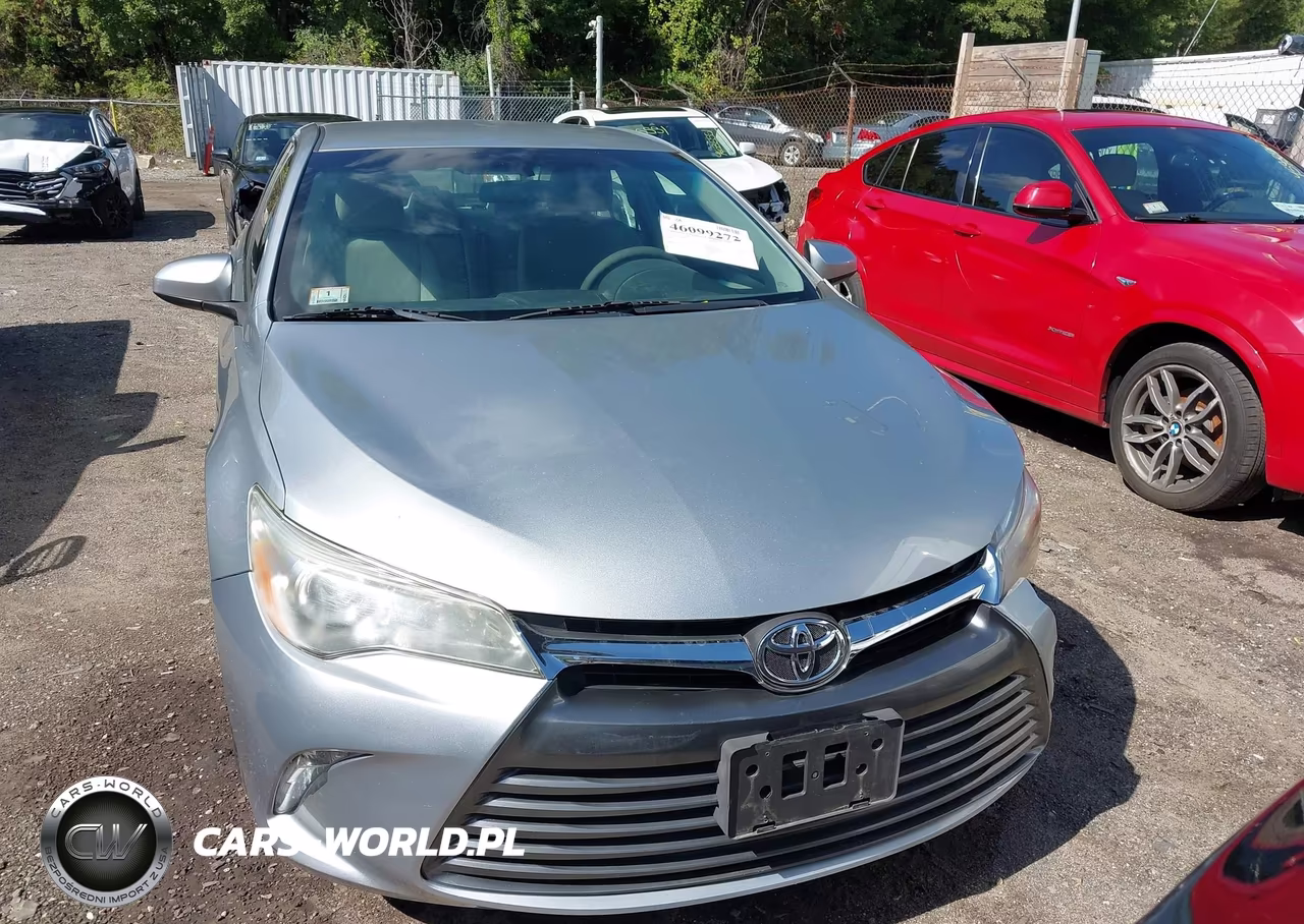 2016 Toyota Camry Le VIN:4T4BF1FK6GR571535 - 12