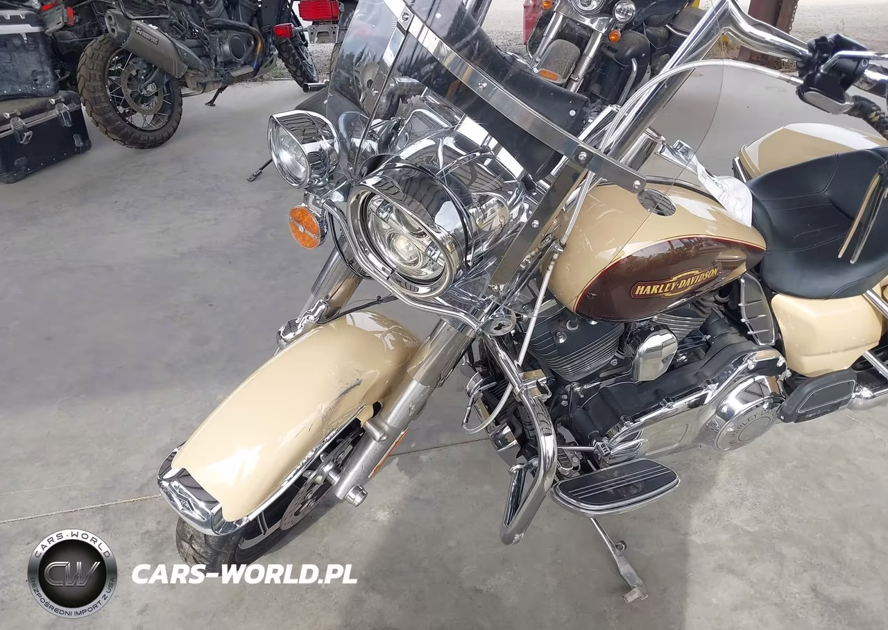 2014 Harley-Davidson Flhr Road King VIN:1HD1FBM18EB622101 - 2