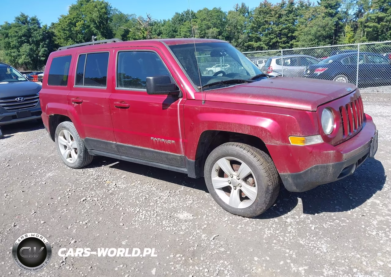 2013 Jeep Patriot Latitude – zdjęcie 1 z 11