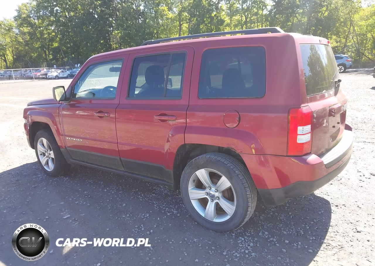 2013 Jeep Patriot Latitude VIN:1C4NJPFB3DD169772 - 3