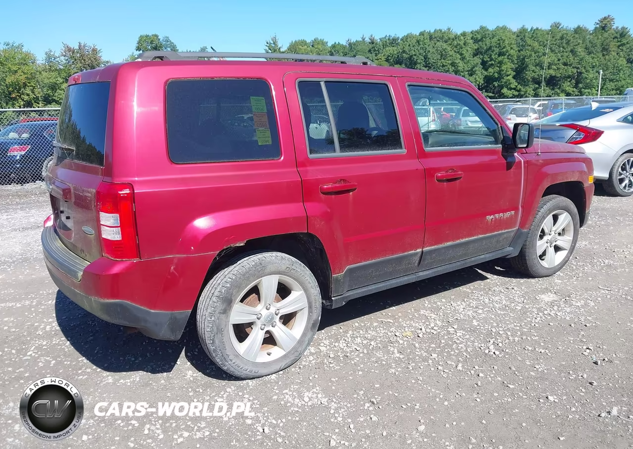 2013 Jeep Patriot Latitude VIN:1C4NJPFB3DD169772 - 4