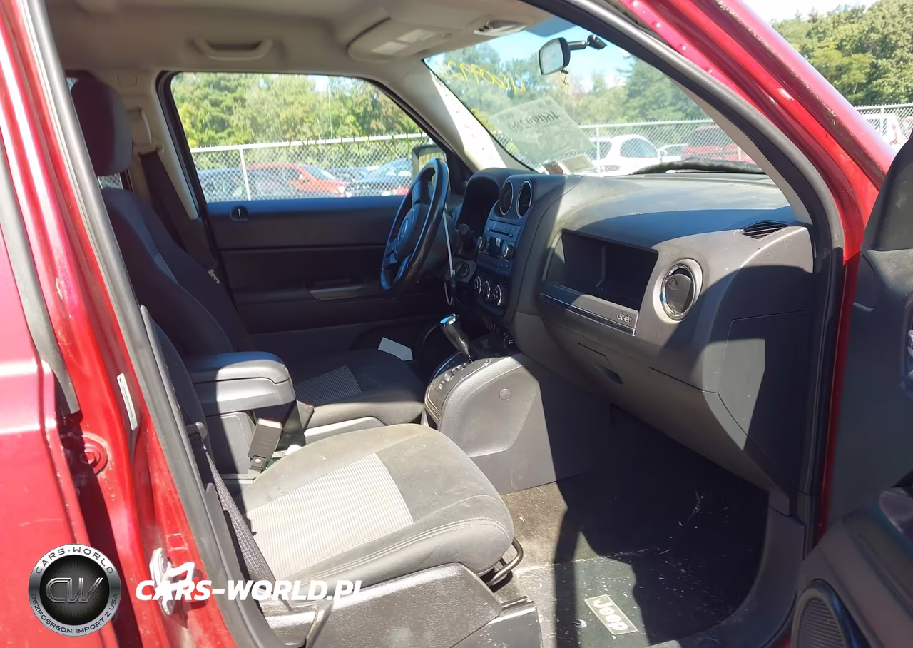 2013 Jeep Patriot Latitude VIN:1C4NJPFB3DD169772 - 5