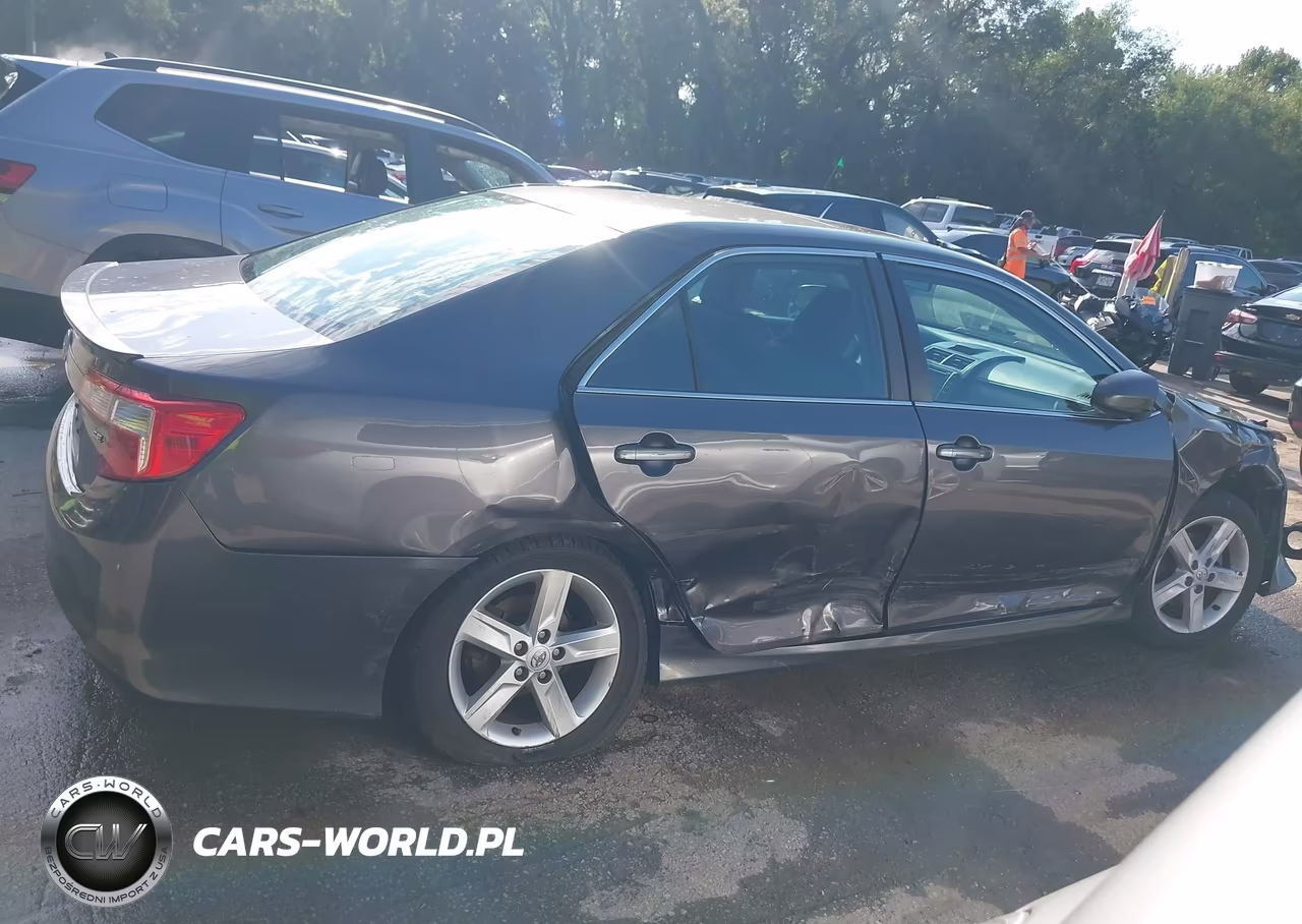 2013 Toyota Camry Se VIN:4T1BF1FK5DU256344 - 13