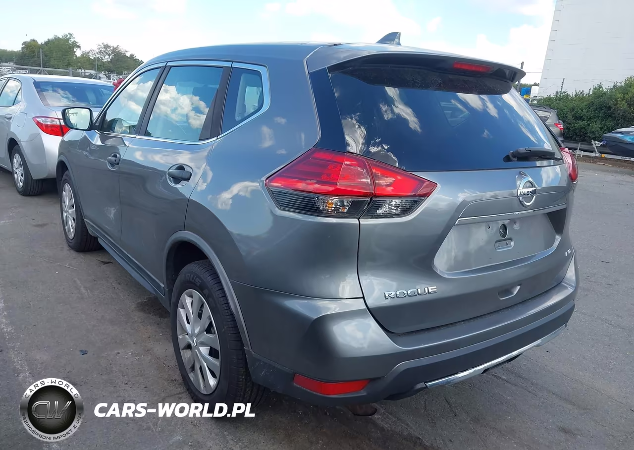 2017 Nissan Rogue S VIN:KNMAT2MV4HP582457 - 3