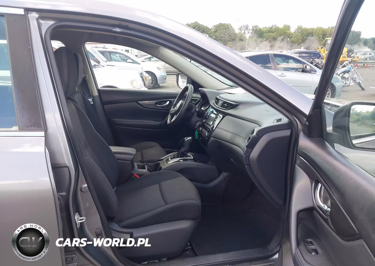 2017 Nissan Rogue S VIN:KNMAT2MV4HP582457 - 5