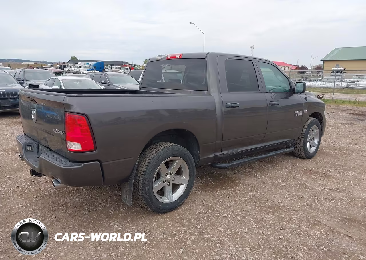 2015 Ram 1500 Express VIN:1C6RR7KT1FS611530 - 4