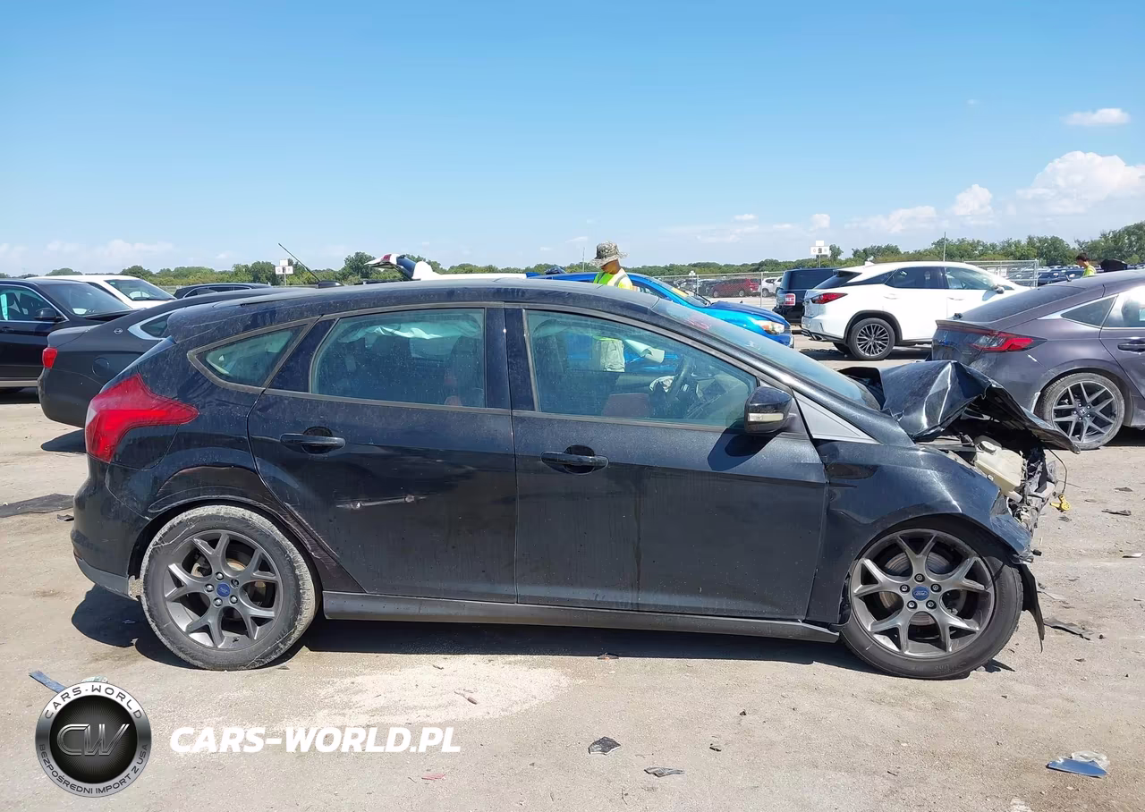 2013 Ford Focus Se VIN:1FADP3K28DL344179 - 13