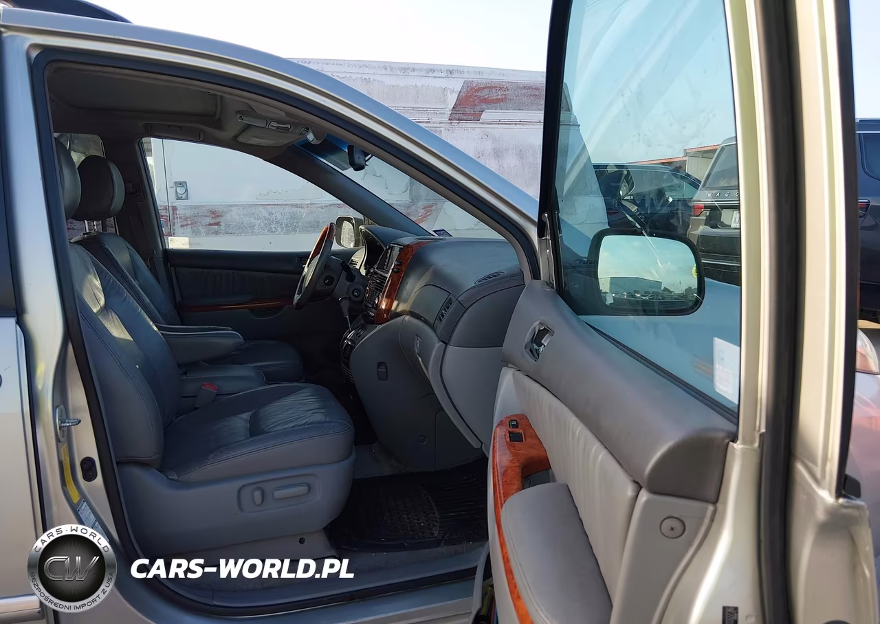 2010 Toyota Sienna Limited VIN:5TDDK4CCXAS032736 - 5