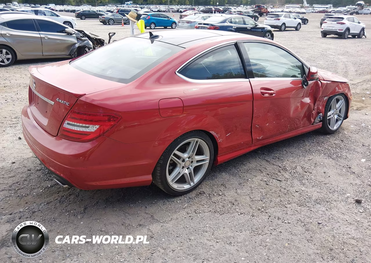 2015 Mercedes-Benz C 350 Sport 4Matic VIN:WDDGJ8JB4FG361960 - 4