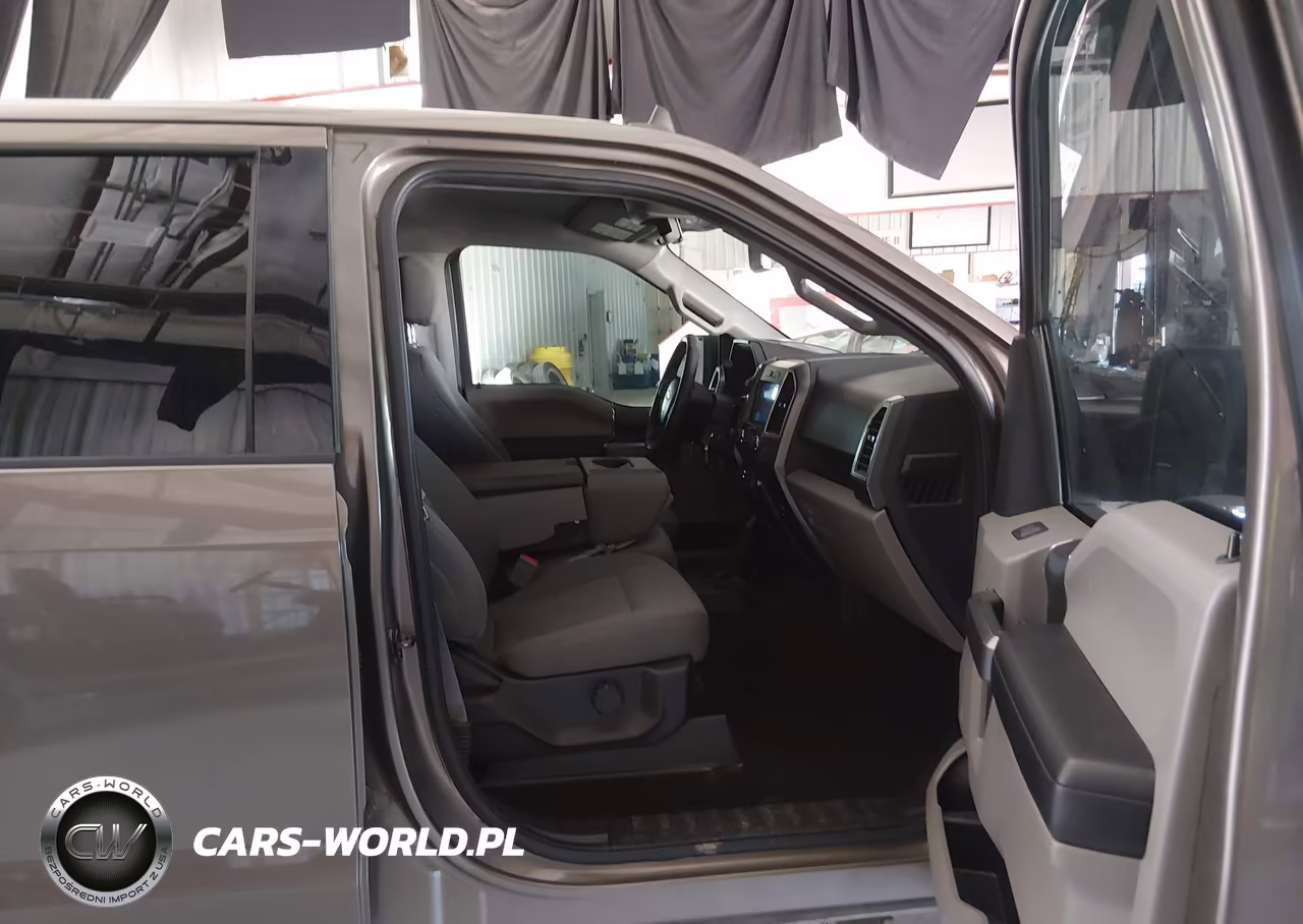 2019 Ford F-150 Xlt VIN:1FTEW1EB6KKD77363 - 5