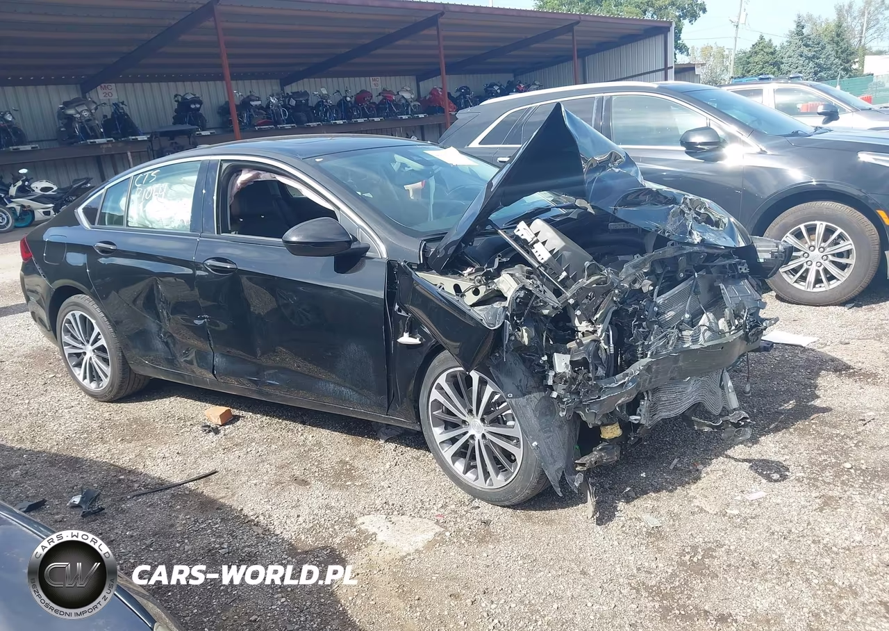 2018 Buick Regal Sportback Essence