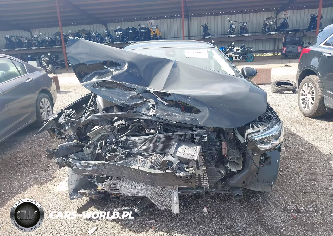 2018 Buick Regal Sportback Essence VIN:W04GP6SX5J1056612 - 12