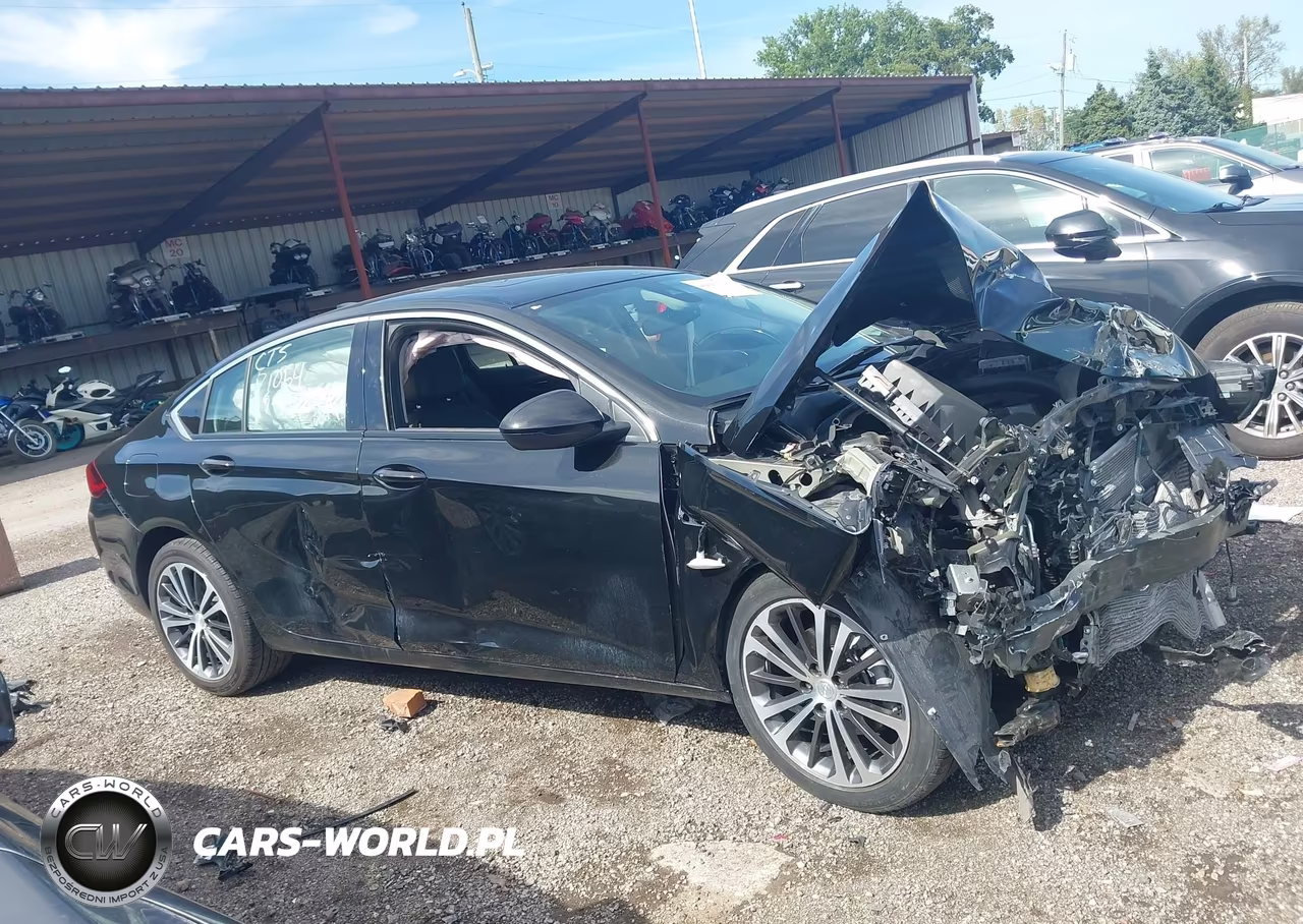 2018 Buick Regal Sportback Essence VIN:W04GP6SX5J1056612 - 13