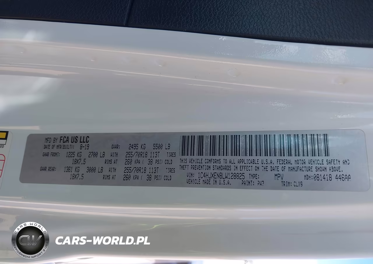 2020 Jeep Wrangler Unlimited Sahara 4X4 VIN:1C4HJXEN8LW128825 - 9