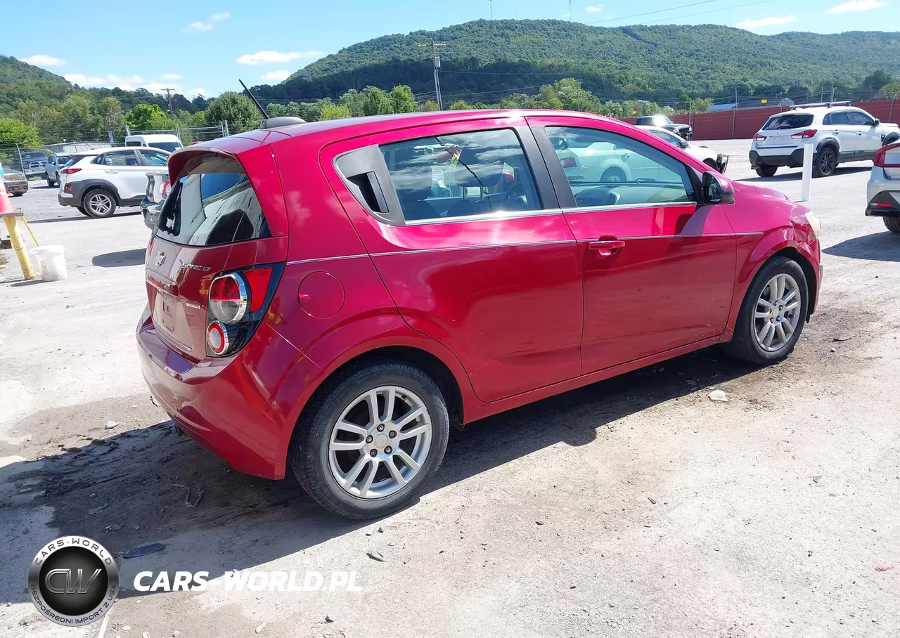2015 Chevrolet Sonic Lt Auto VIN:1G1JC6SB9F4212886 - 4