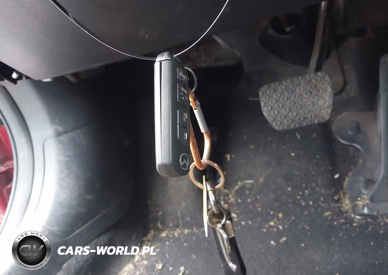 2017 Mazda Mazda3 Sport VIN:JM1BN1U73H1143683 - 11