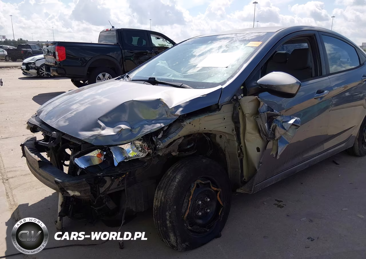 2015 Hyundai Accent Gls VIN:KMHCT4AE5FU795114 - 6