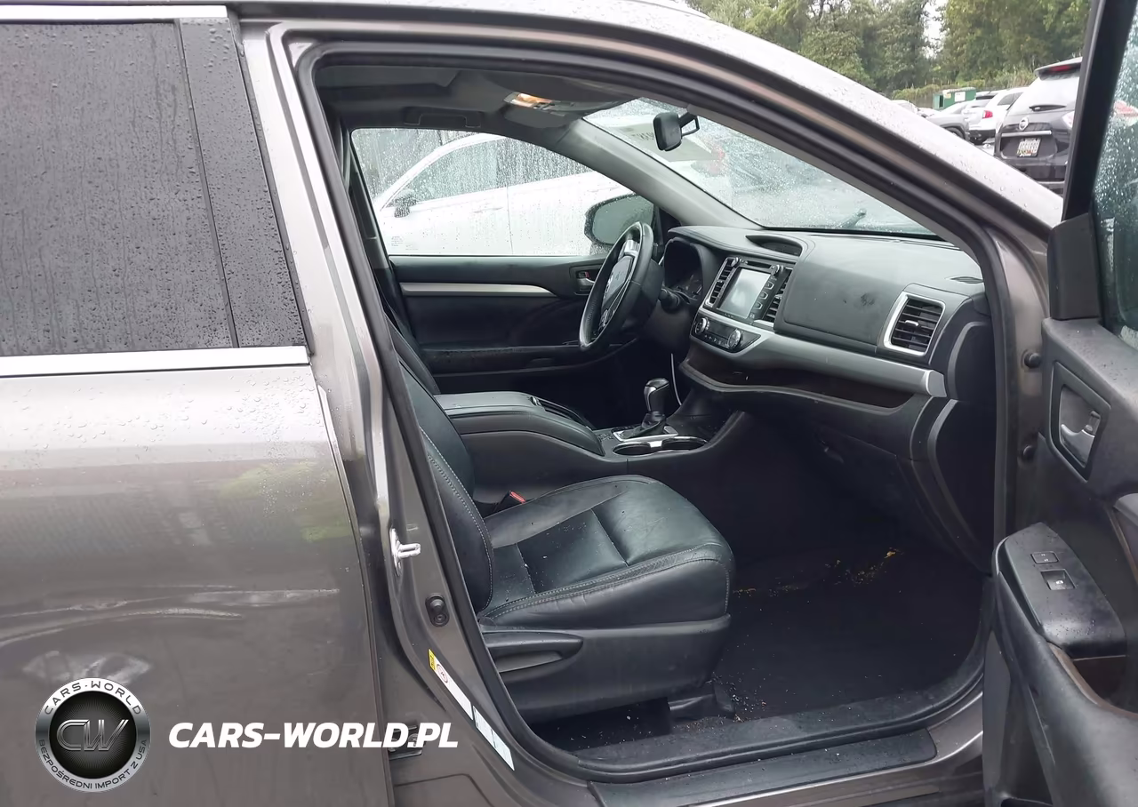 2016 Toyota Highlander Xle V6 VIN:5TDJKRFH7GS310489 - 5