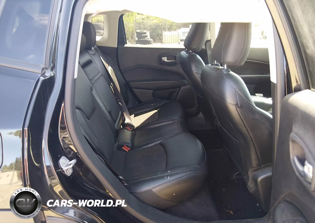 2020 Jeep Compass Altitude 4X4 VIN:3C4NJDBBXLT149998 - 8