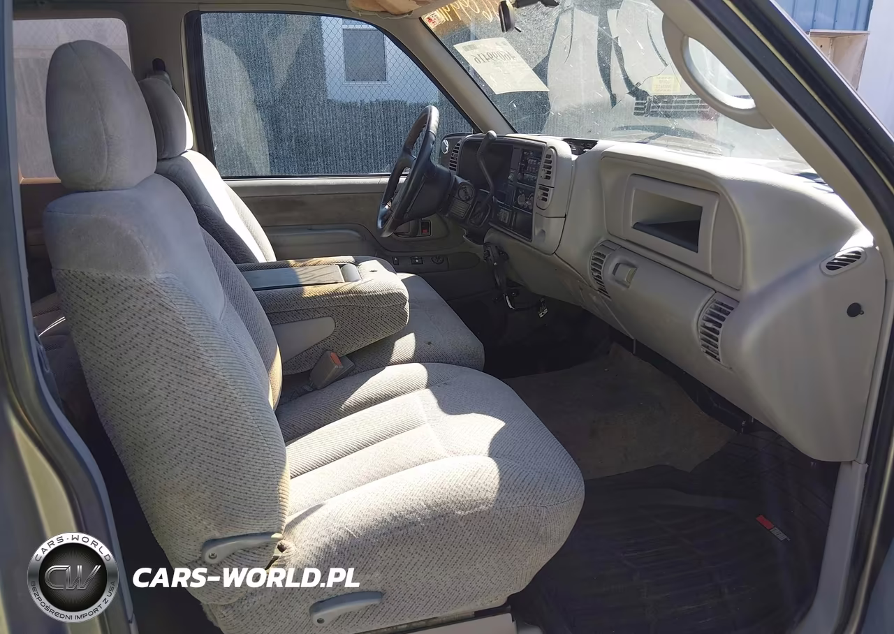 2000 Chevrolet K2500 VIN:1GCGK29R0YF476148 - 5