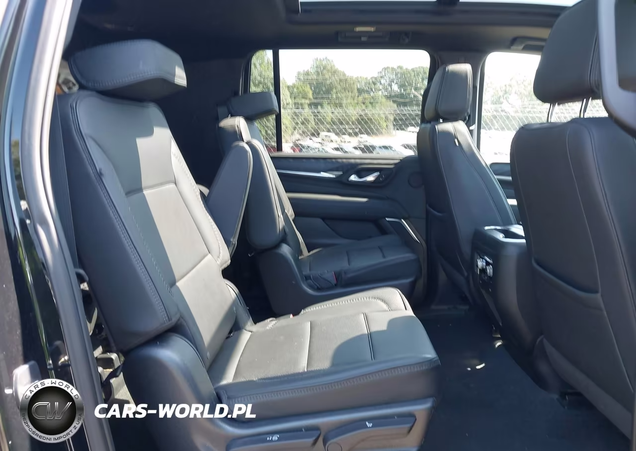 2023 GMC Yukon Xl 4Wd Denali VIN:1GKS2JKL1PR245089 - 8