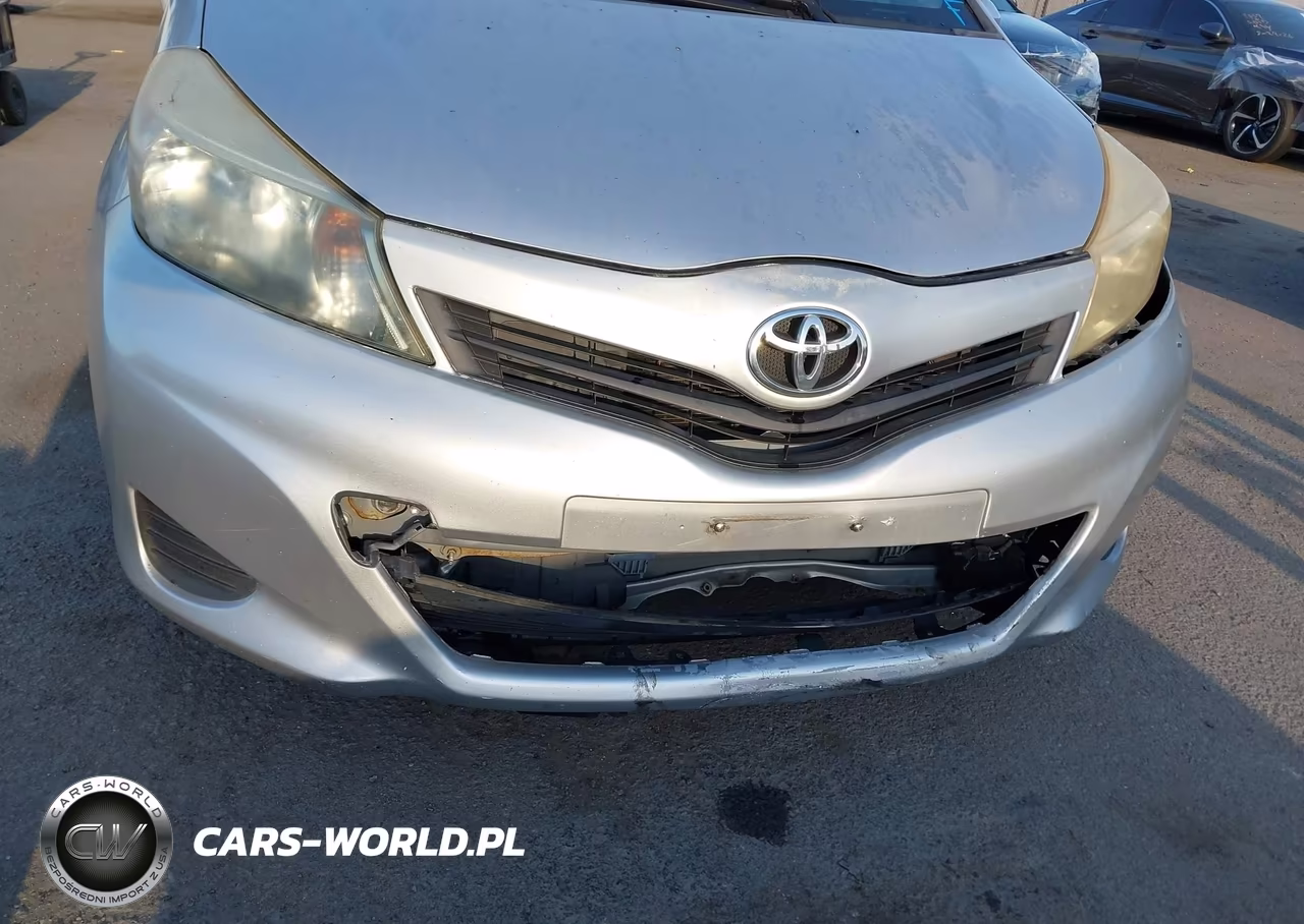 2013 Toyota Yaris Le VIN:JTDKTUD38DD547270 - 12