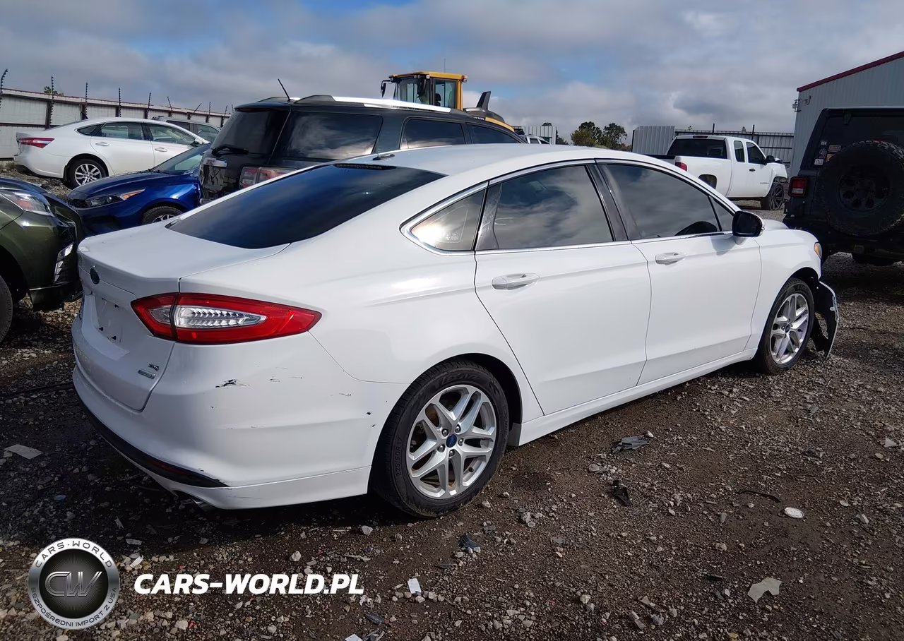 2013 Ford Fusion Se VIN:3FA6P0HRXDR250799 - 4