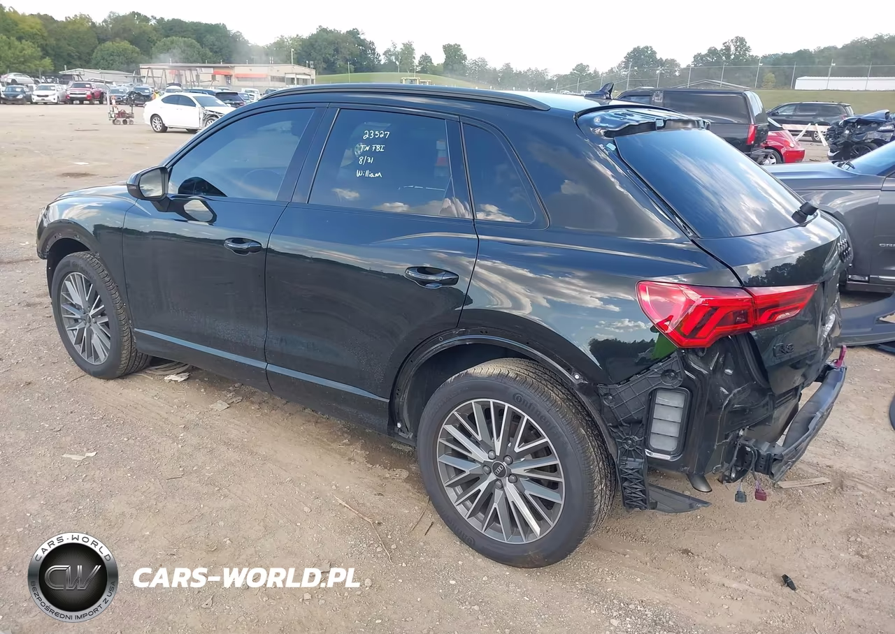 2023 Audi Q3 Premium 40 Tfsi Quattro Tiptronic VIN:WA1AUCF3XP1124495 - 3