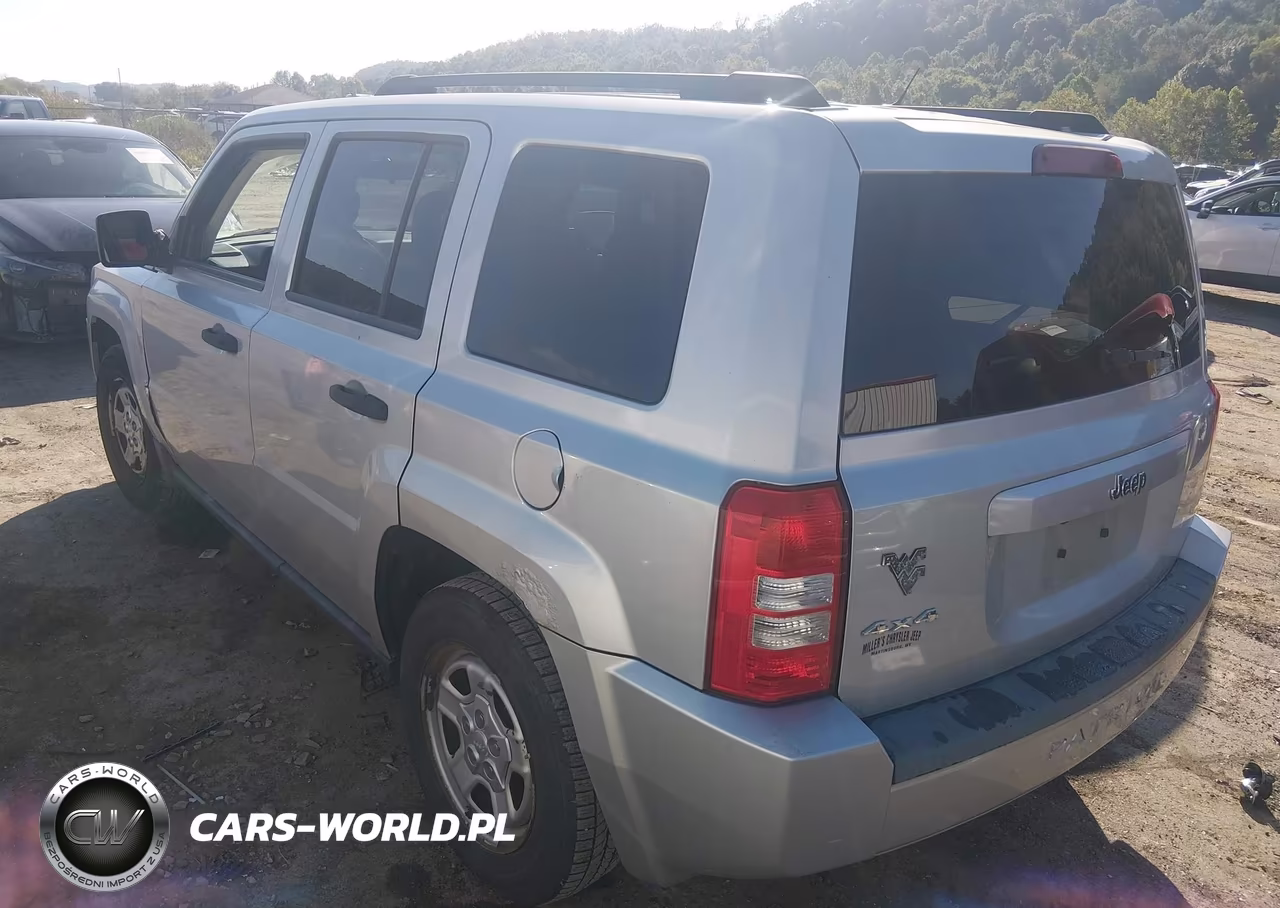 2008 Jeep Patriot Sport VIN:1J8FF28W58D647391 - 3
