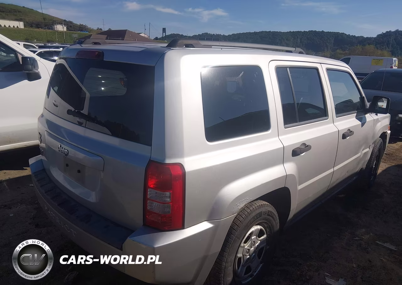 2008 Jeep Patriot Sport VIN:1J8FF28W58D647391 - 4