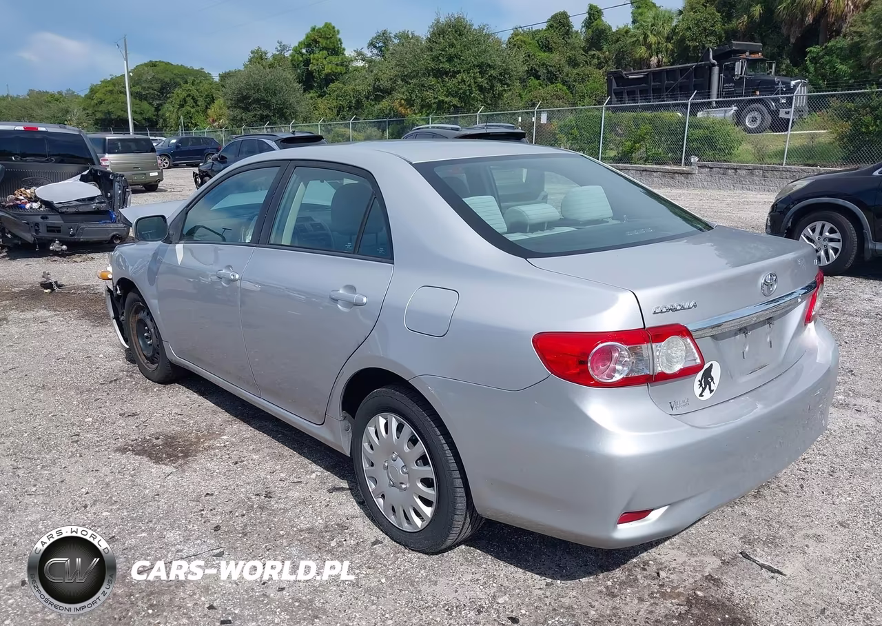 2012 Toyota Corolla Le VIN:2T1BU4EE1CC776415 - 3