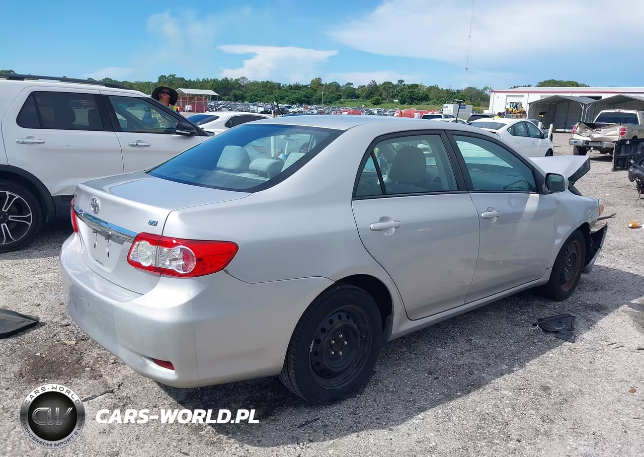 2012 Toyota Corolla Le VIN:2T1BU4EE1CC776415 - 4