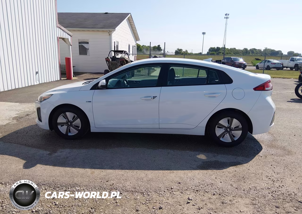 2020 Hyundai Ioniq Hybrid Blue VIN:KMHC65LC1LU232730 - 14